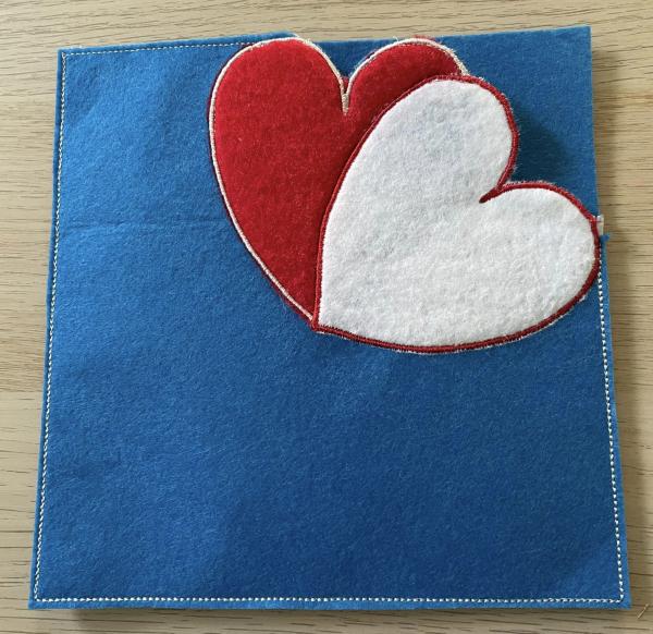 ITH - Stickdatei Schokoladenhülle Valentinsherzen "Merci"